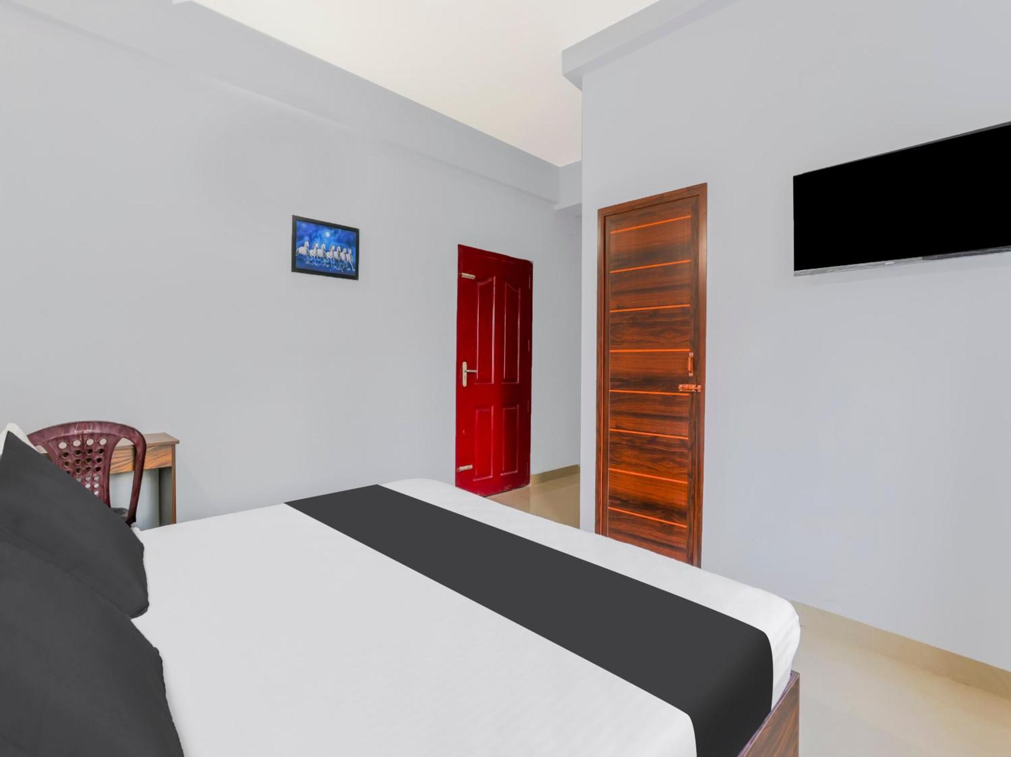Hotel O Nila Tourist Home Thiruvananthapuram Екстер'єр фото