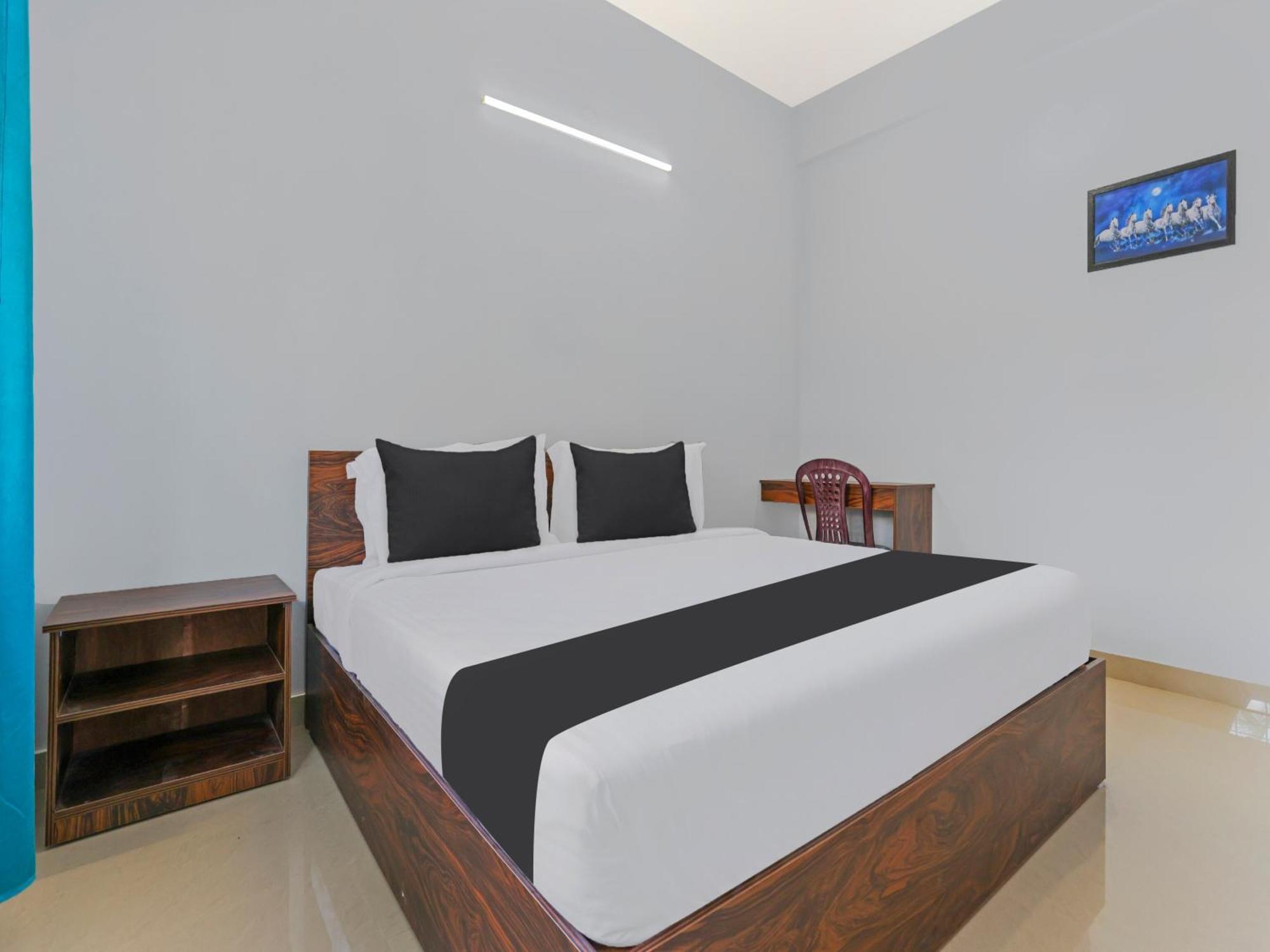 Hotel O Nila Tourist Home Thiruvananthapuram Екстер'єр фото